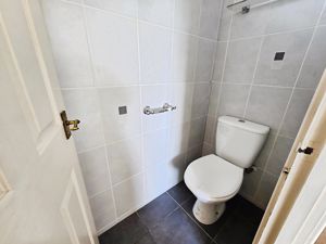 Photo 16- click for photo gallery